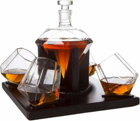 The Wine Savant Diamond Whiskey and Wine Decanter, Great Gift! 750ml With 4 Diamond Glasses and Beautiful Mahogany Wooden Holder Liquor, Scotch, Rum, Bourbon, Vodka, Tequila Decanter, Gifts for Dad
