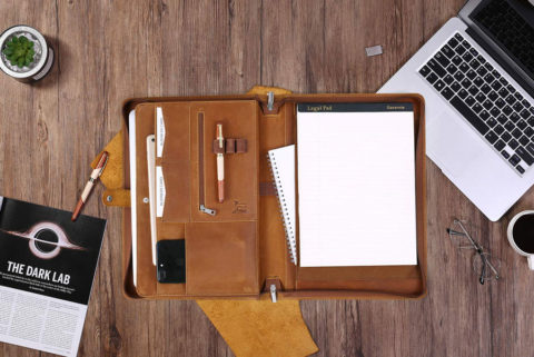 Gavarnie Genuine Leather Business Portfolio Padfolio Folder with Zipper for Men, Men's Leather Padfolio Folder for 13" Laptop, Business Portfolio with Letter Size Notepad, Graduation Gift,Brown