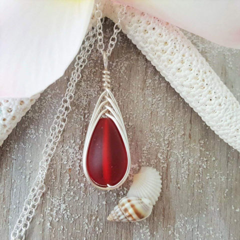 Yinahawaii Handmade Sea Glass Necklace, Hawaiian Jewelry For Women, Braided Ruby Necklace Red Necklace, Beach Jewelry Sea Glass Jewelry For Women, Birthday Gift For Women (July Birthstone Jewelry)