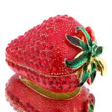 Hinged Trinket Box For Girls, Handmade Red Strawberry Trinket Boxes Decorated for Women (red strawberry)