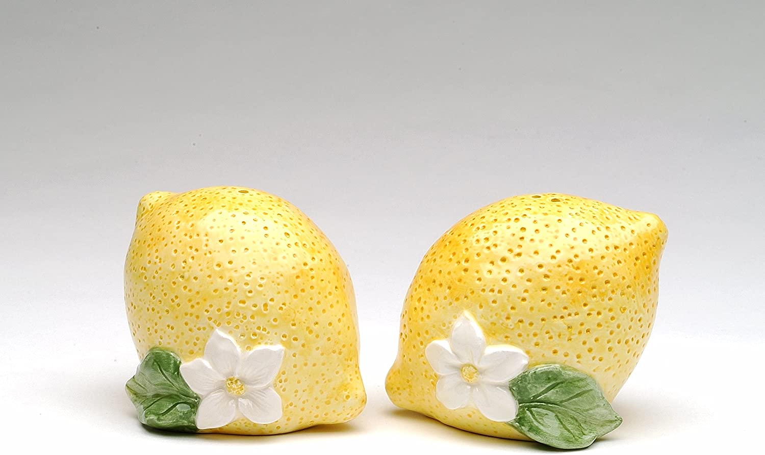 StealStreet SS-CG-40314, 3.5 Inch Two Yellow Lemons with White Flowers Salt and Pepper Shakers