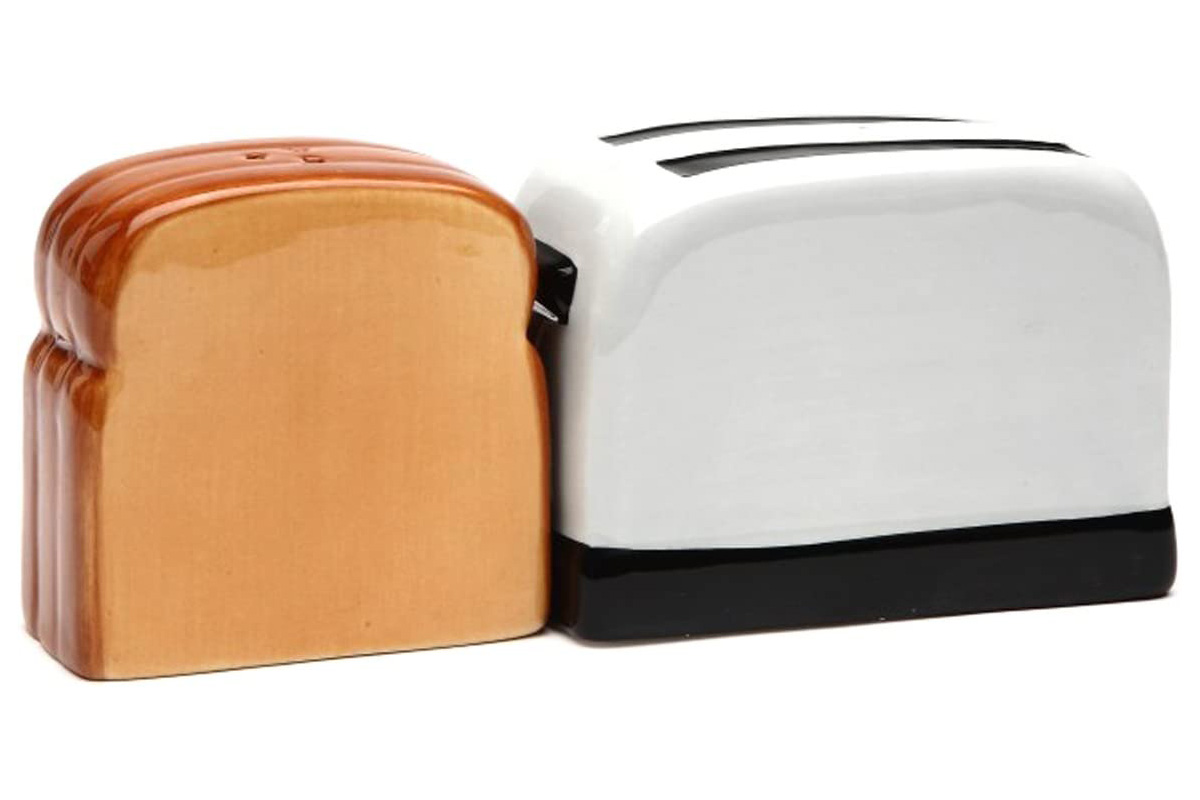 Toaster and ToastMagnetic Ceremic Salt and Pepper Shakers