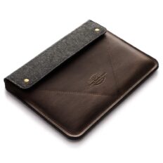Genuine Italian leather case/sleeve for MacBook Pro 13/14 / 15/16 inch | Wood Brown Wool Felt bag for MacBook Air 13, M1, M2 handmade vintage secure laptop cover, unique gift, Crazy Horse Craft